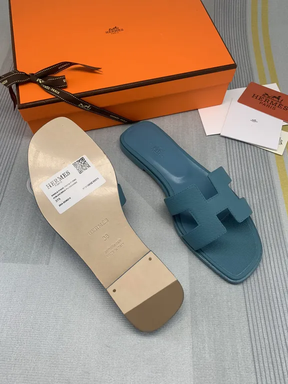 Hermes Shoe 